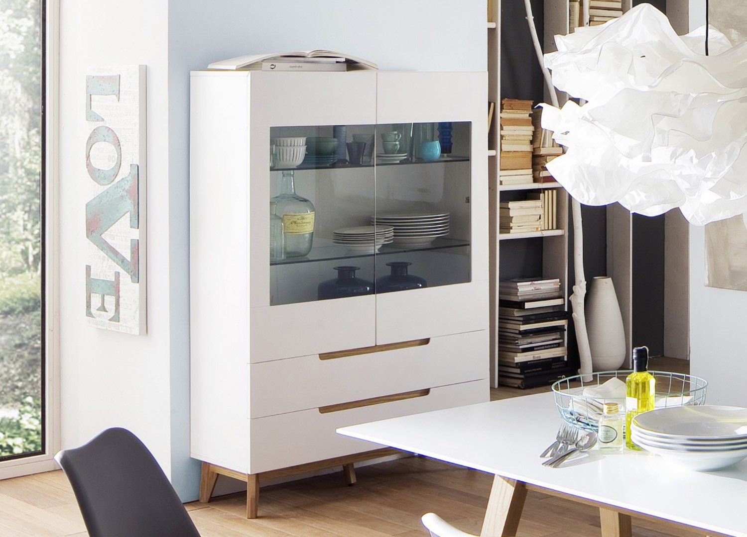 Vitrine scandinave blanc et bois