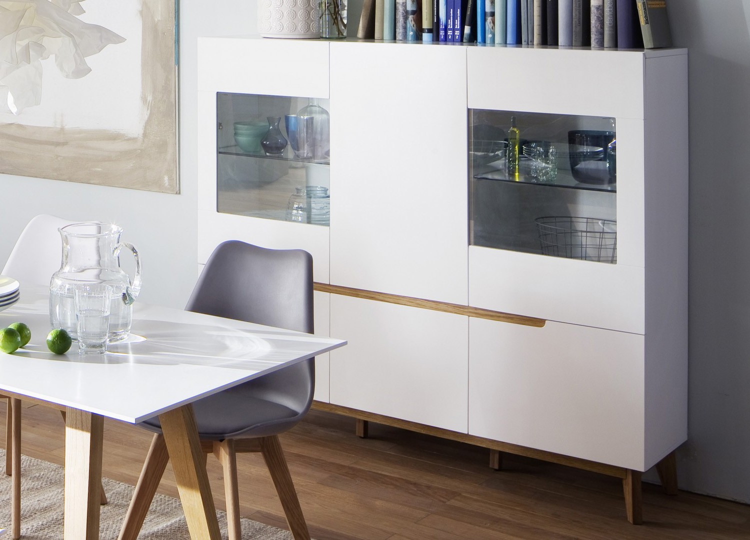 Buffet haut scandinave blanc et bois