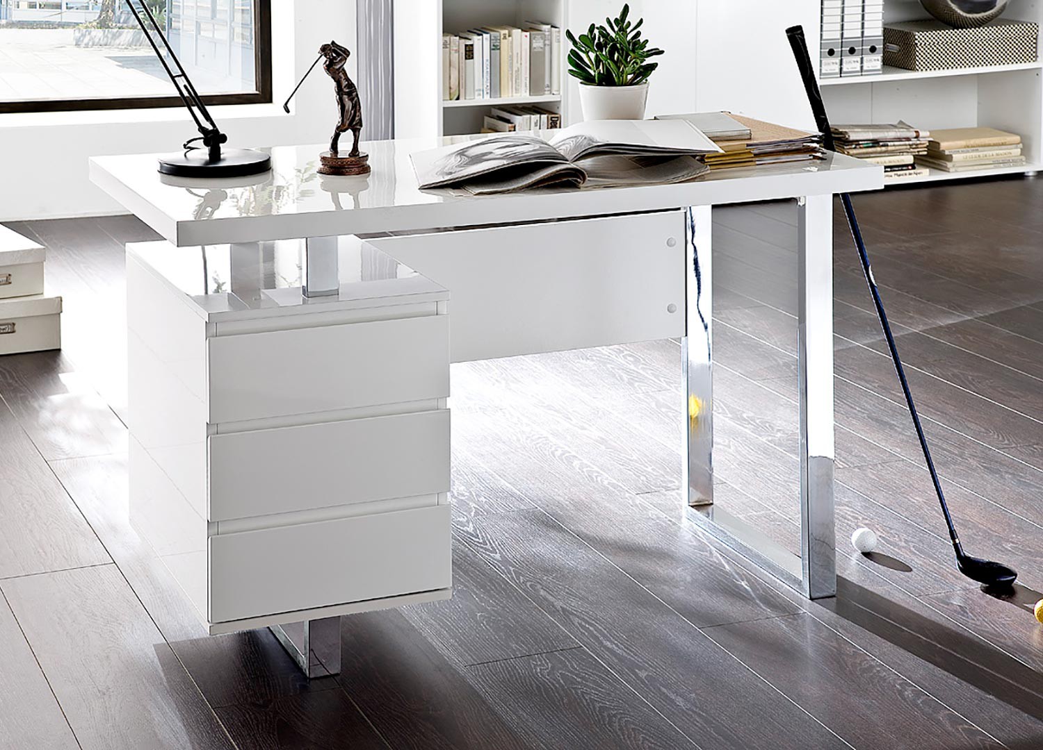 Bureau blanc laqué brillant 3 tiroirs