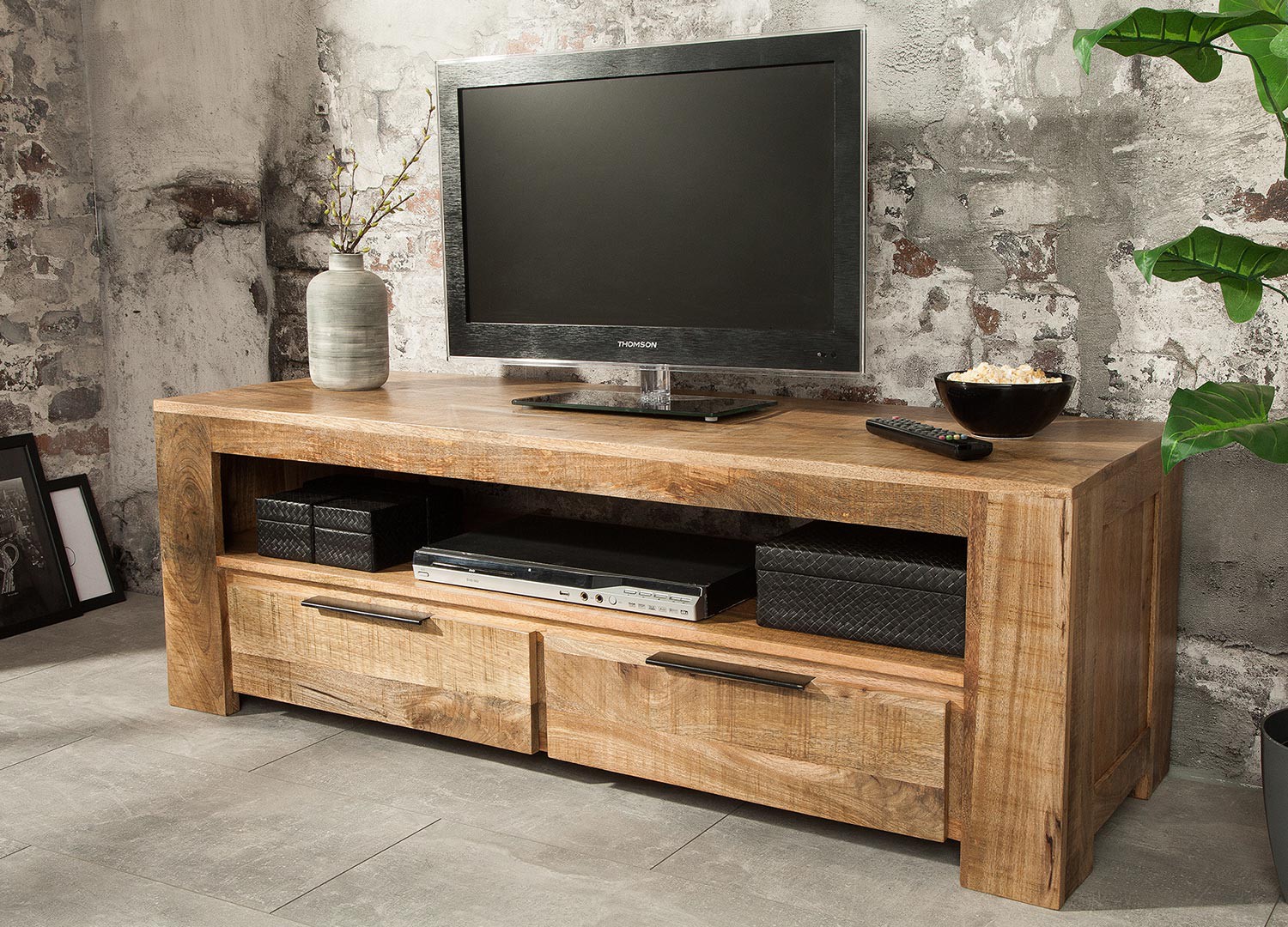 Meuble tv bois massif moderne 130 cm