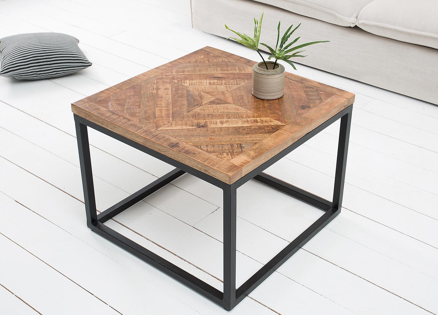 Table basse carrée plateau bois massif 60 cm
