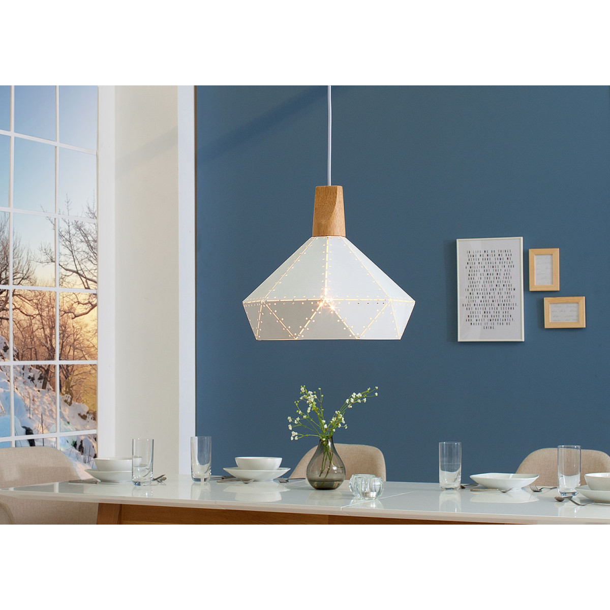 Suspension métal blanc ajouré et bois massif scandinave