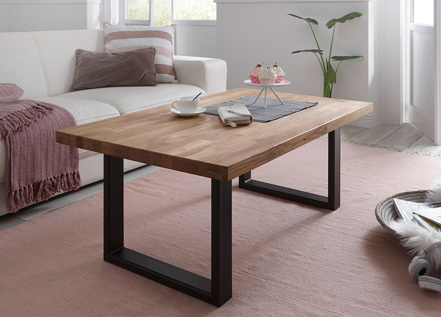 Table basse rectangulaire chêne massif et pieds métal noir