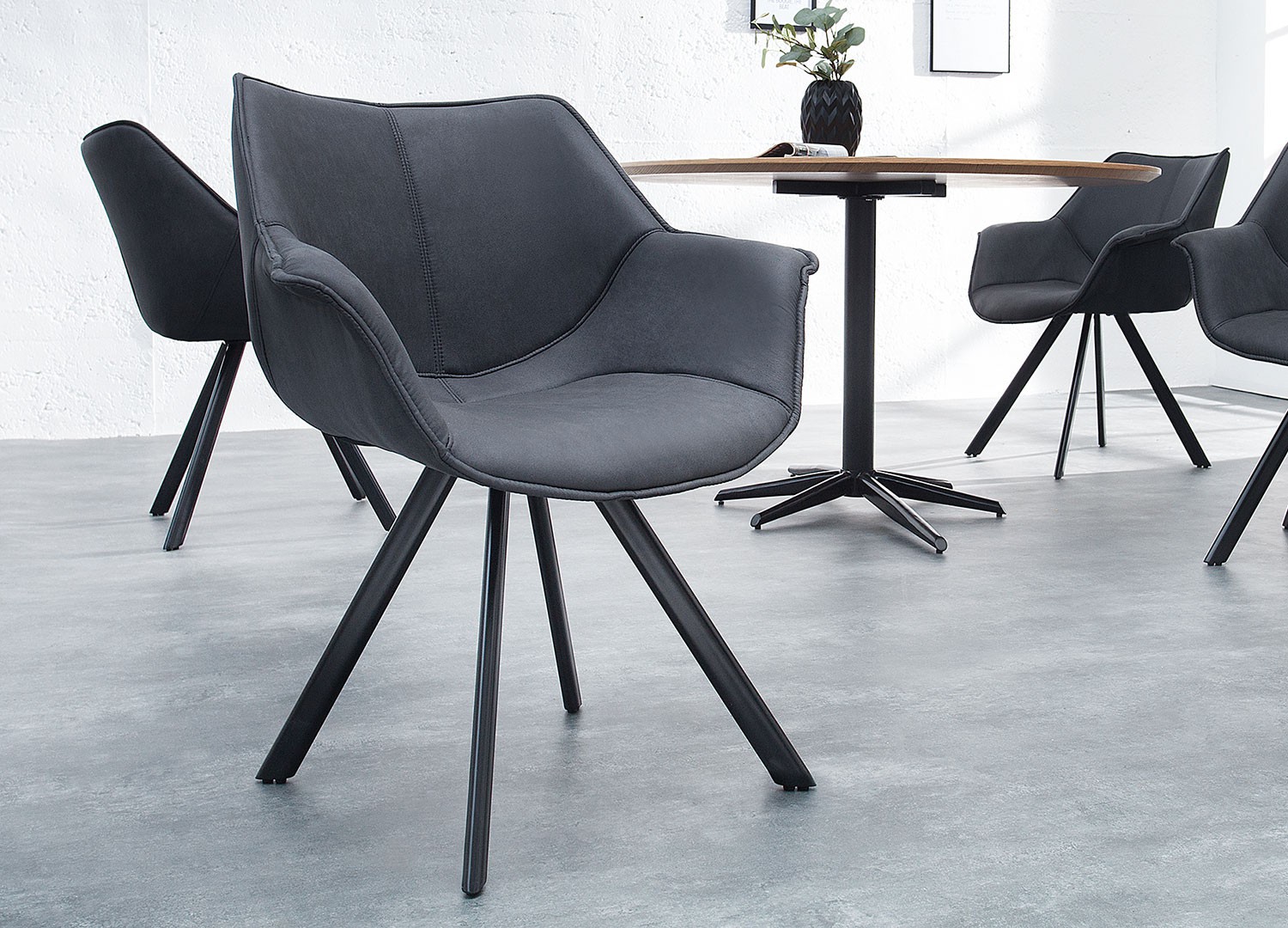 Chaises gris antique avec accoudoirs style rétro