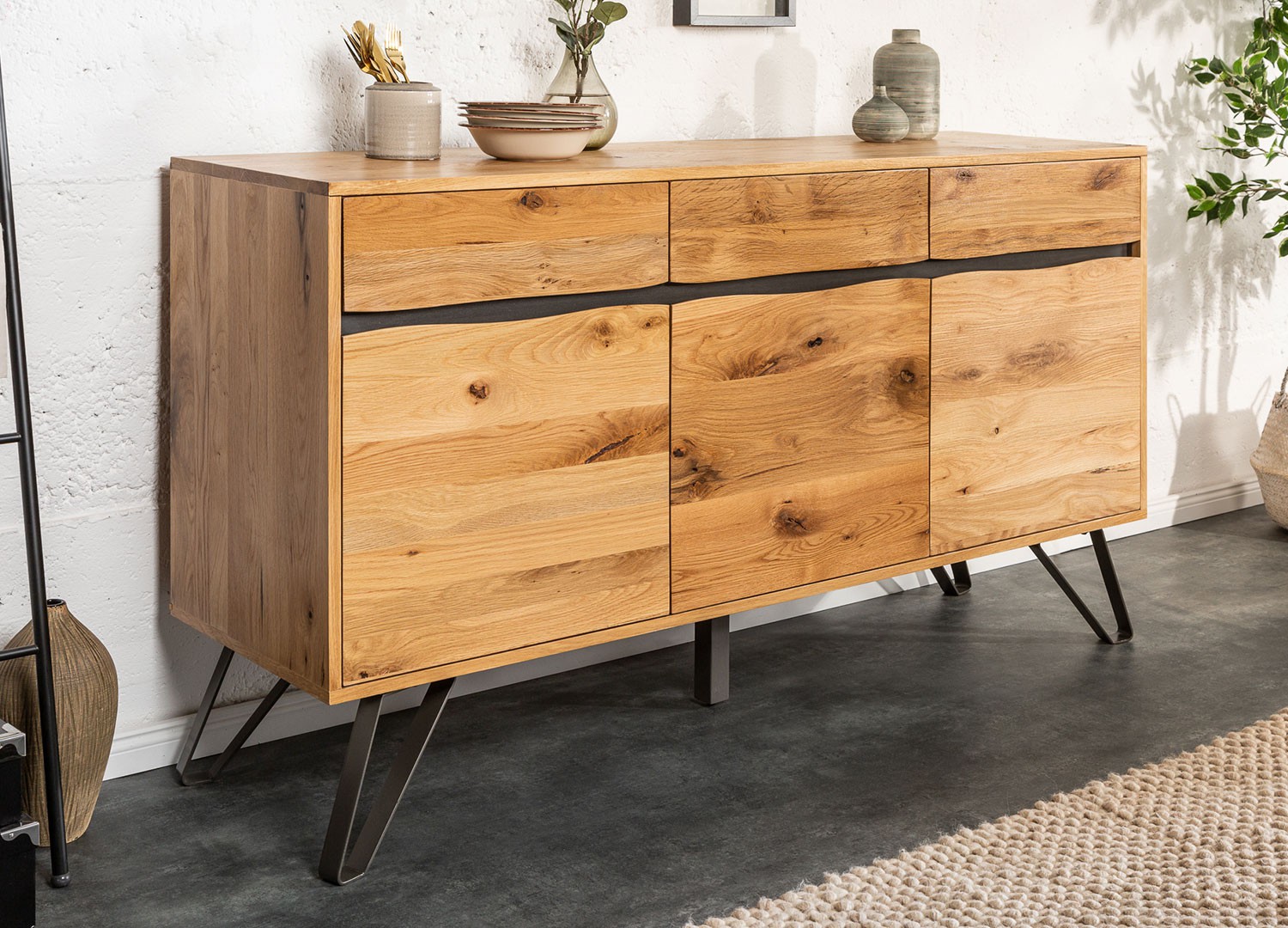 Buffet en bois massif et pied métal 160 cm