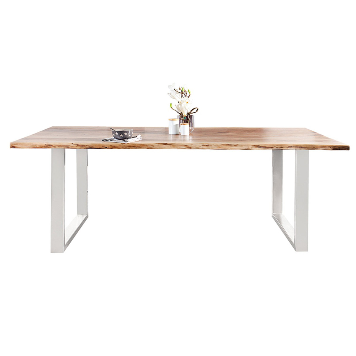 Table en bois massif d'acacia 1m60