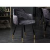 Chaises design en velours gris et pieds métal noir