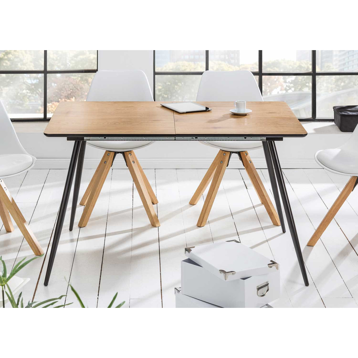 Table à manger extensible plateau chêne et pieds noir