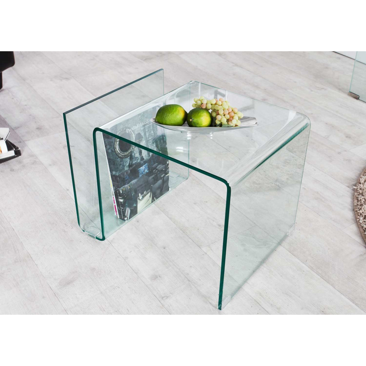 Table basse porte revues en verre