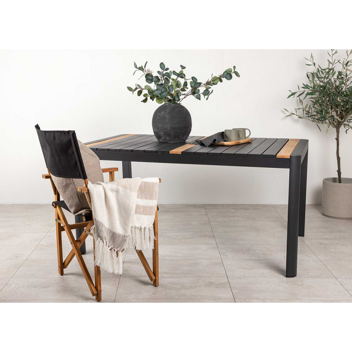 Table de jardin 150 cm teck et aluminium noir