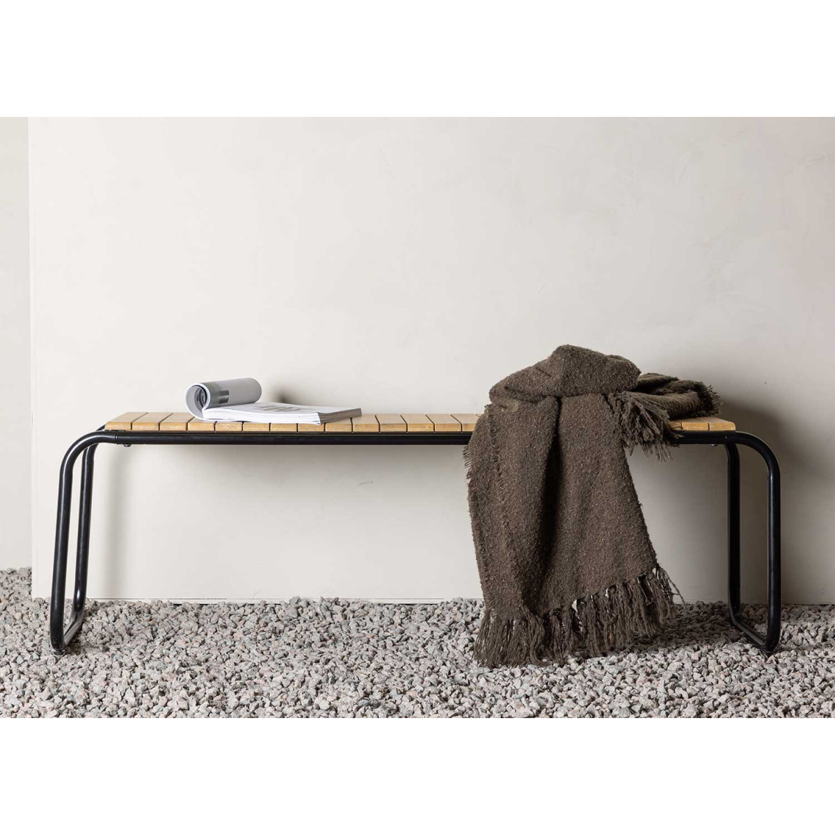 Banc de jardin 136 cm bois d'acacia et acier noir