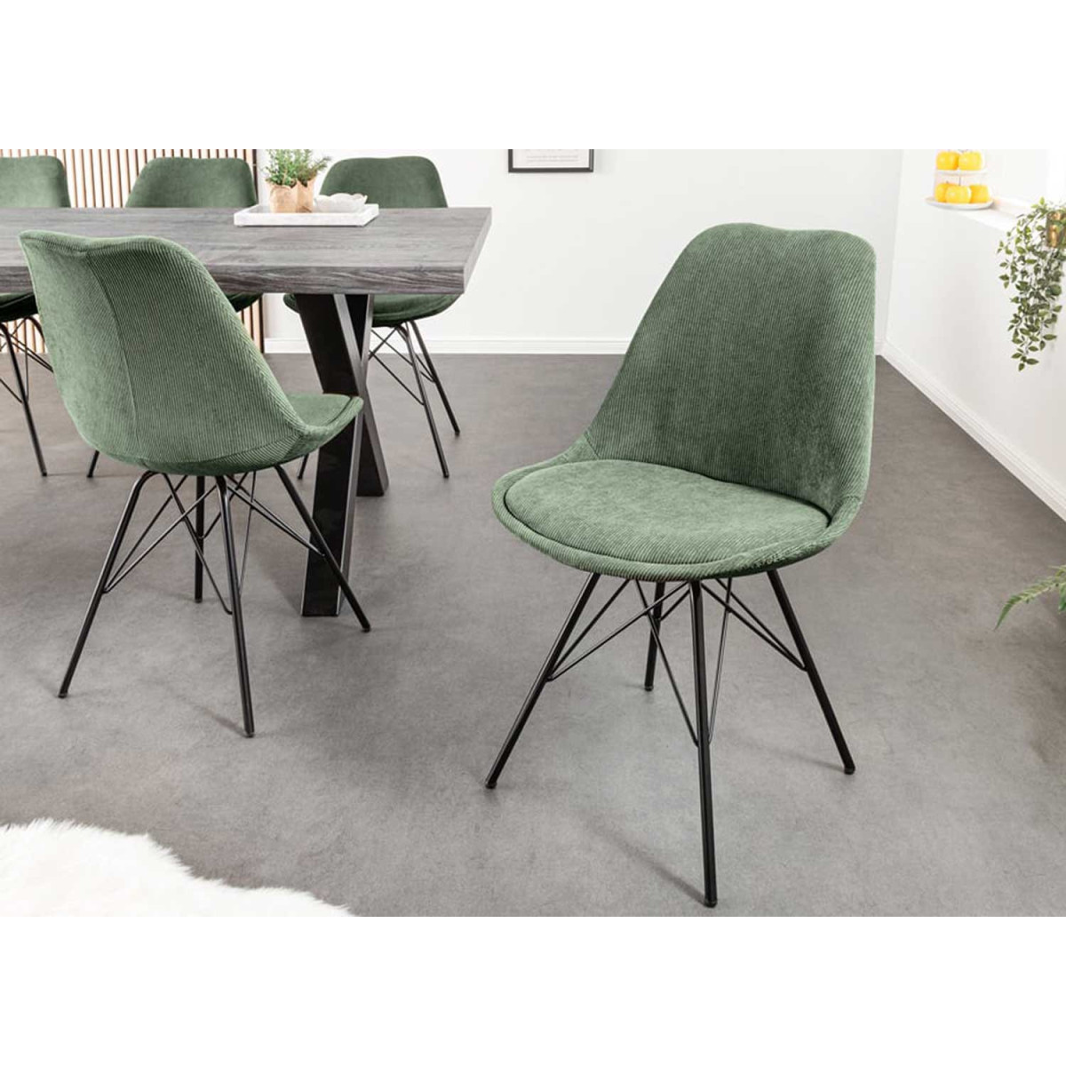 Lot de 4 chaises en velours côtelé vert