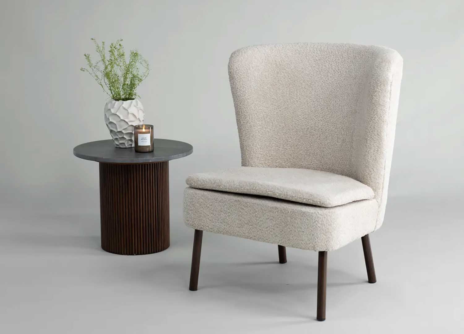 Fauteuil de salon beige style nordique