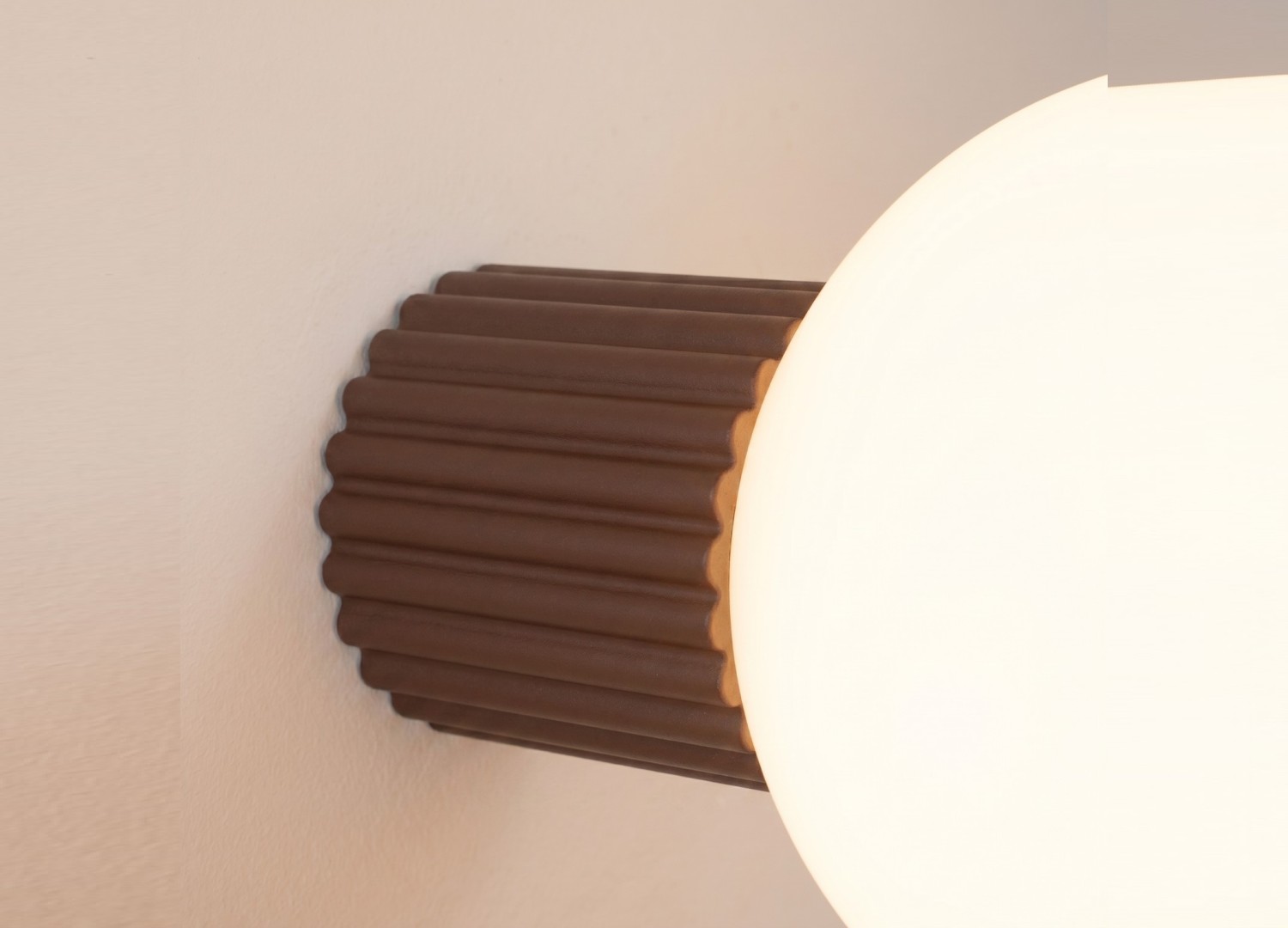 Applique murale HALO marron IP44 – vue complémentaire 4