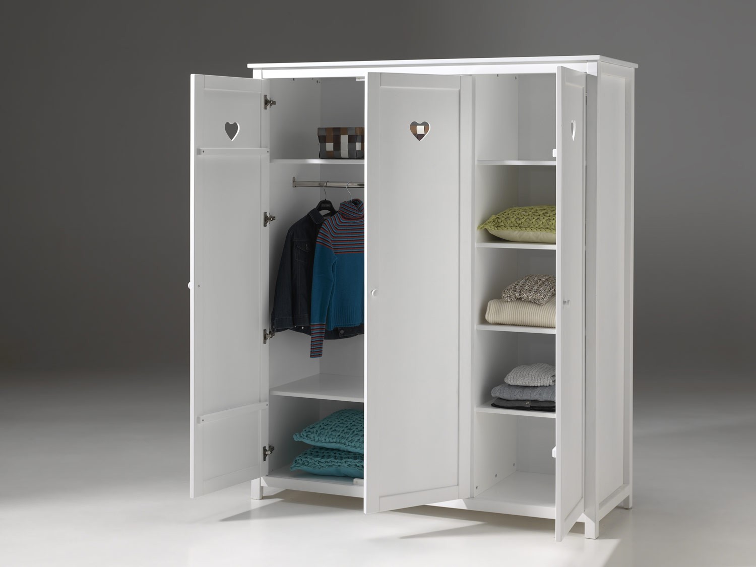 Armoire 3 portes blanc laqué