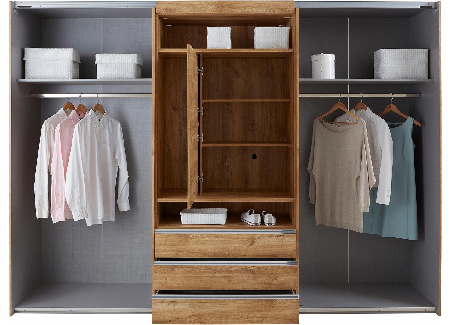 Armoire à portes coulissantes avec élément TV