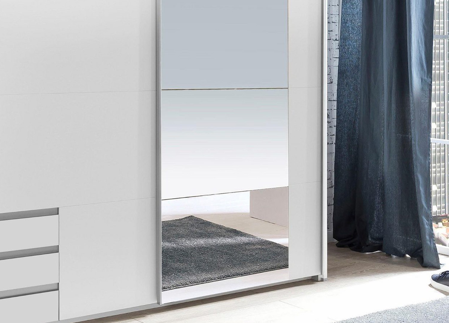 Armoire blanche avec miroir 2 portes coulissantes