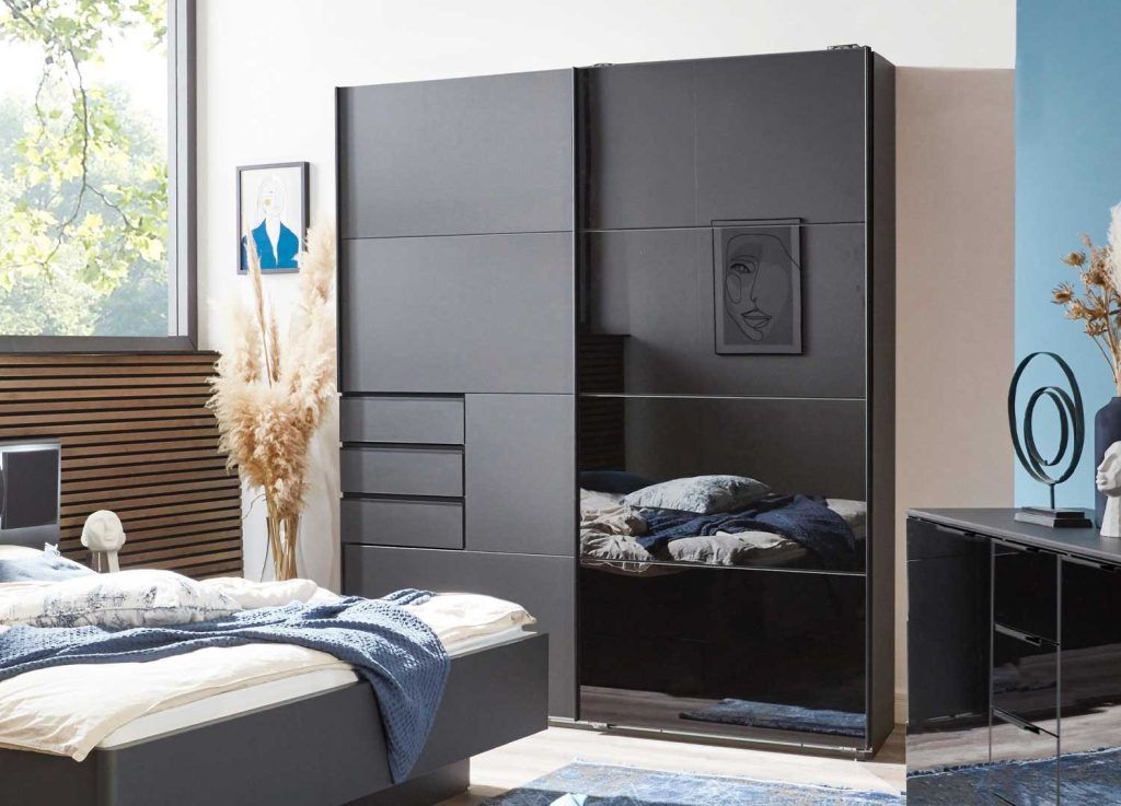 Armoire chambre à portes coulissantes gris graphite et verre noir