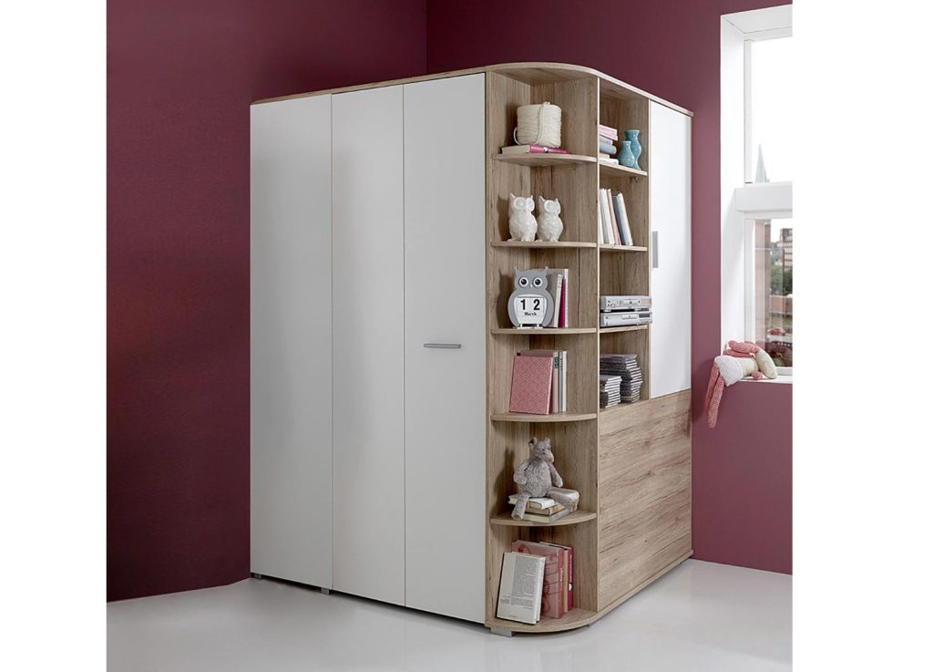 Chambre enfant avec armoire d'angle