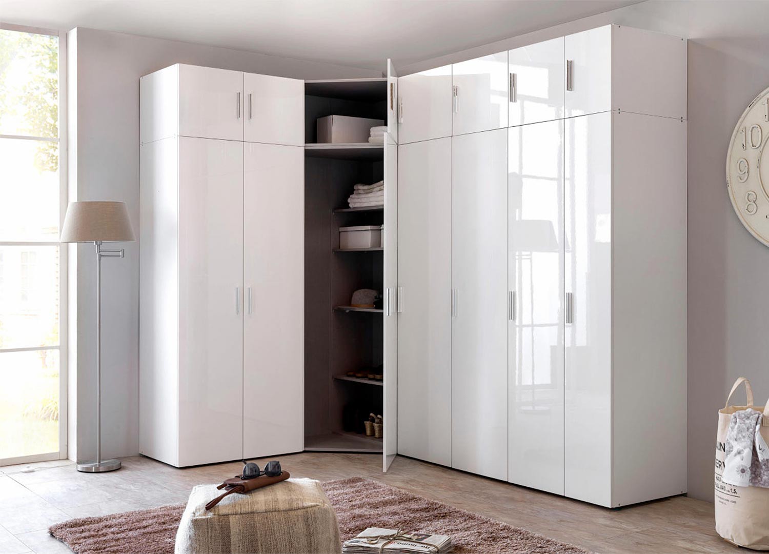 Armoire d'angle dressing blanc brillant design