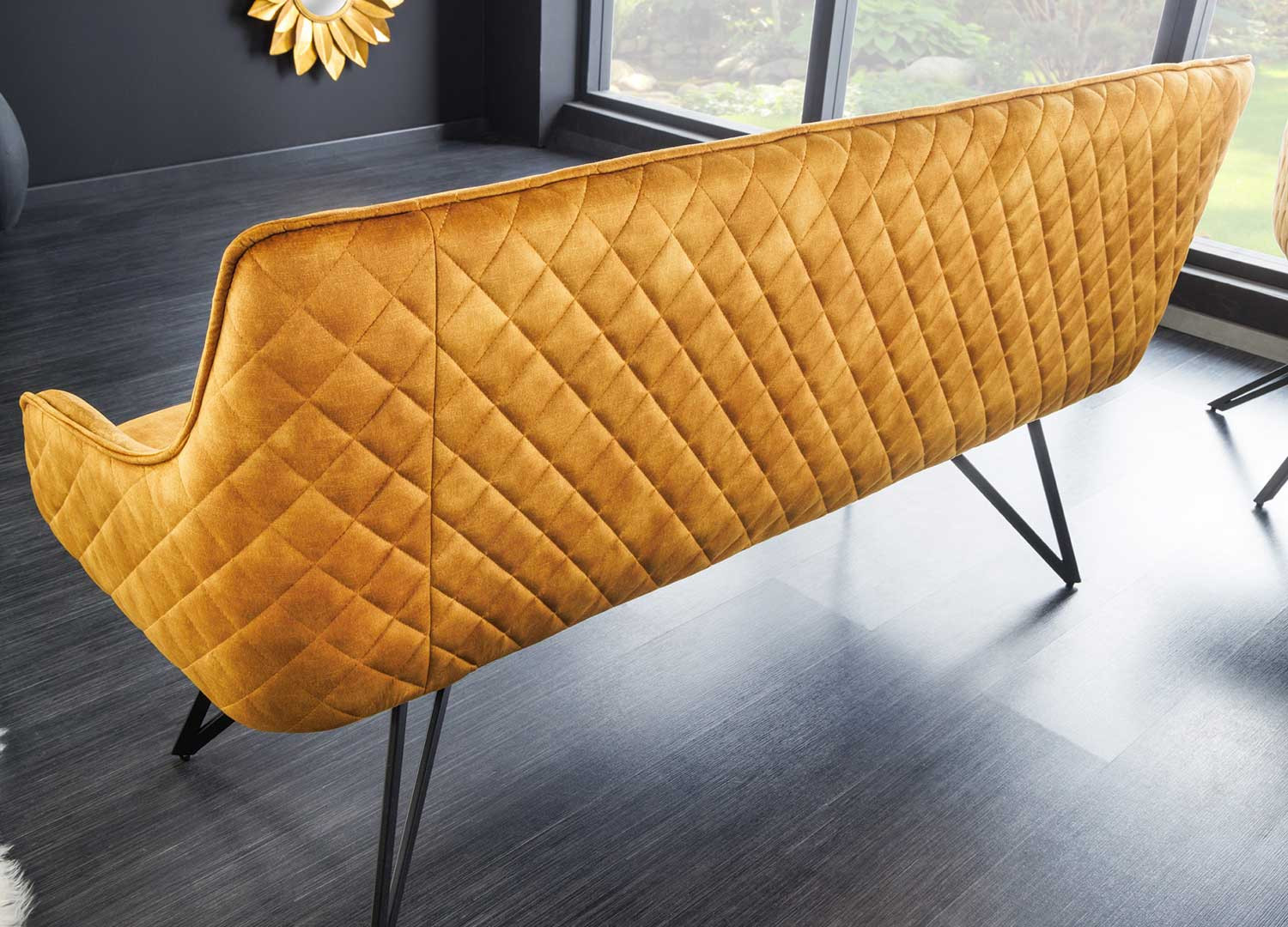 Banc de table en velours jaune moutarde