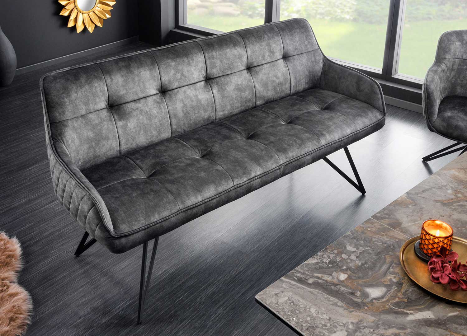Banc design en velours gris foncé