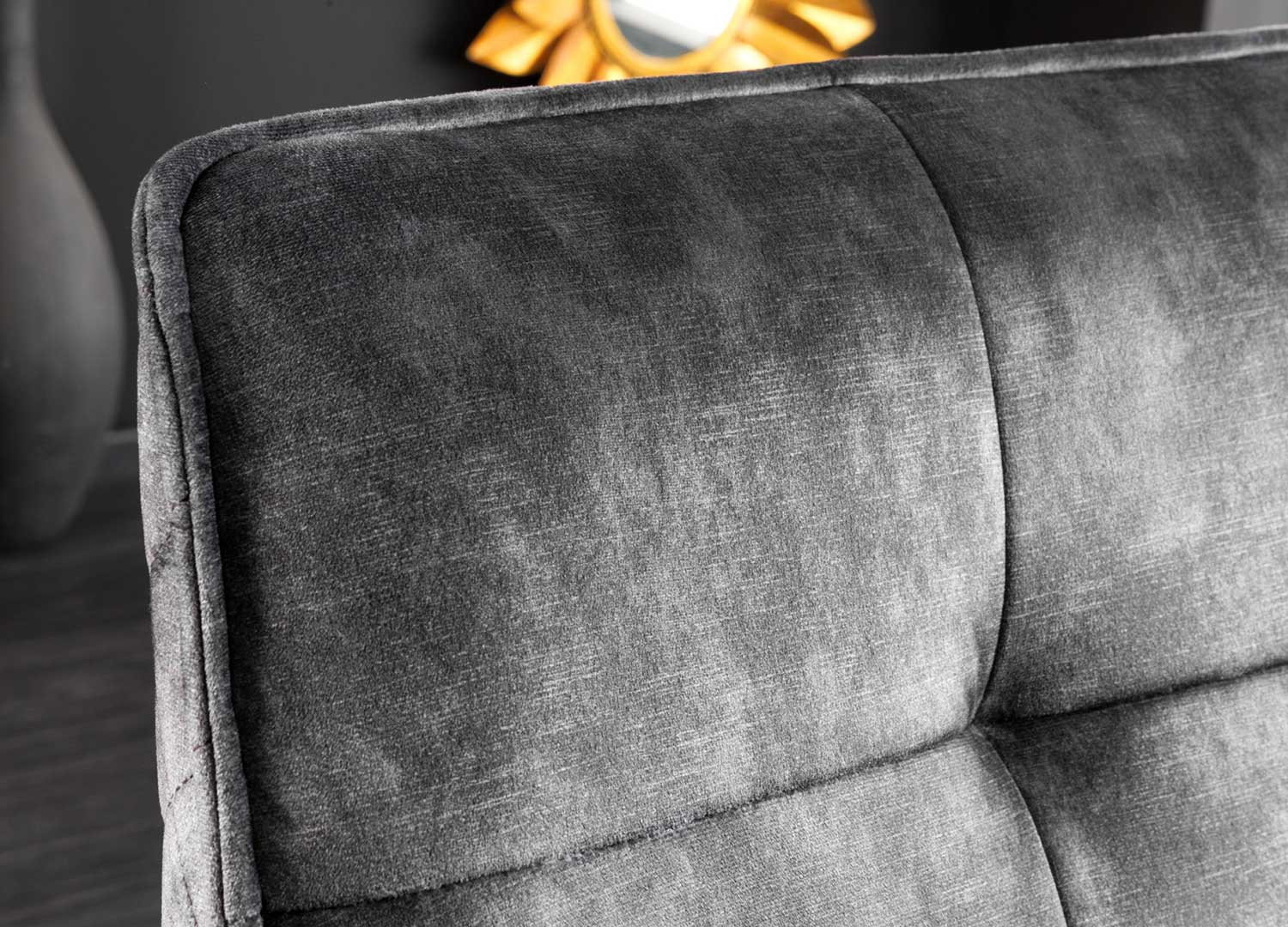 Banc design en velours gris foncé
