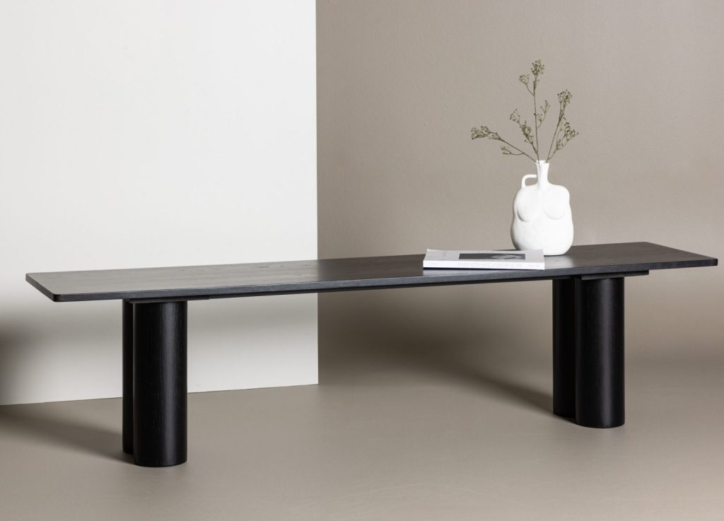 Banc de salle à manger Olivia MDF noir 180 cm mis en scène dans un intérieur
