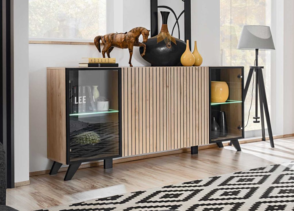 Buffet 4 portes avec portes en verre et éclairage led