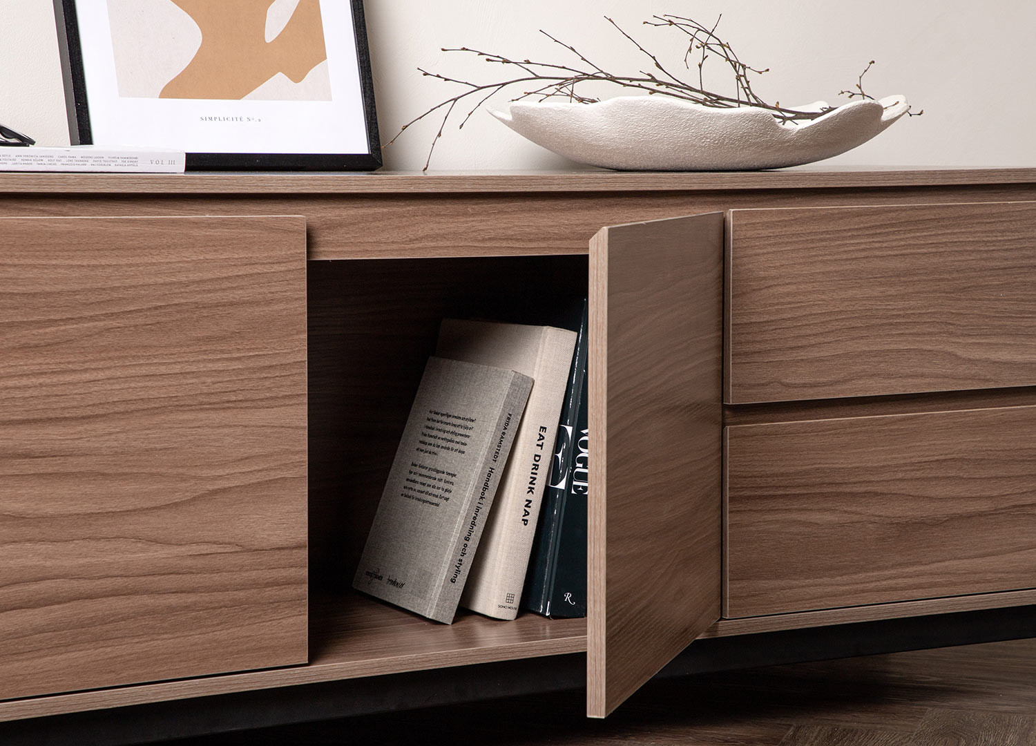Buffet bas de rangement noyer 138 cm