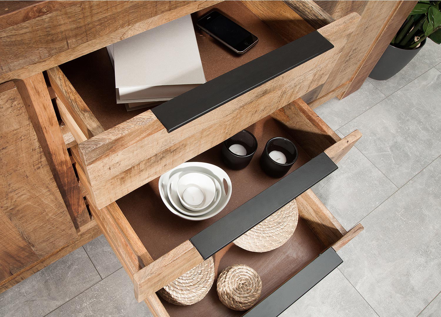 Buffet bois massif moderne 174 cm