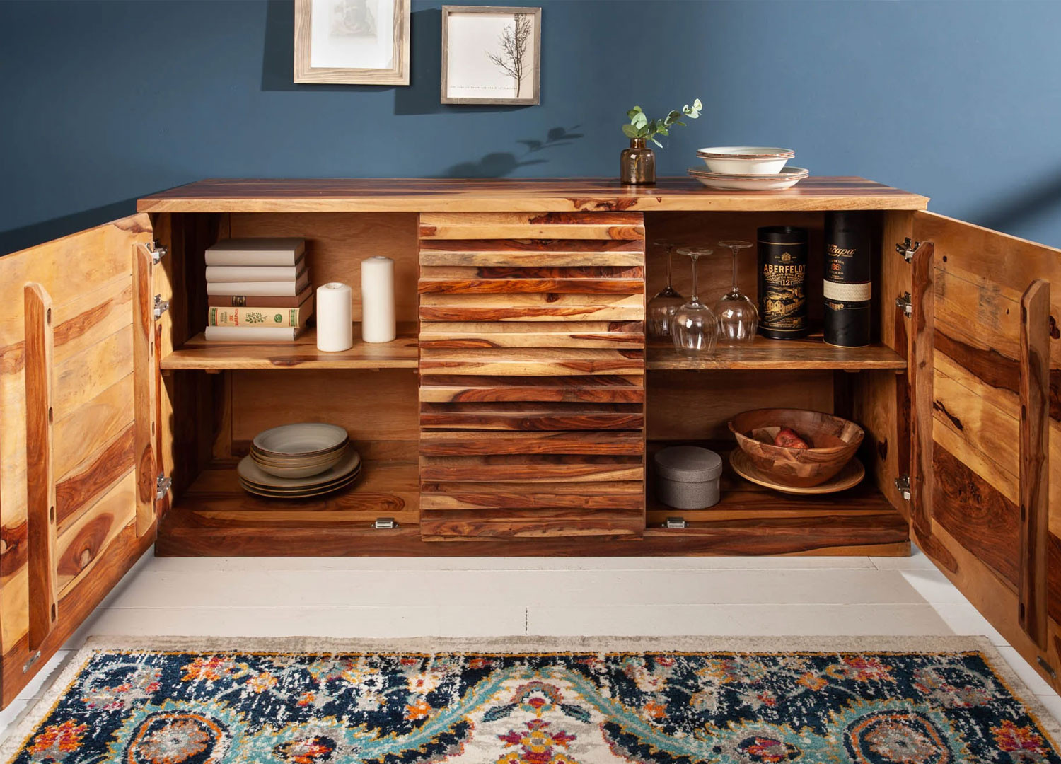Buffet bois massif moderne sesham façades en relief 160 cm