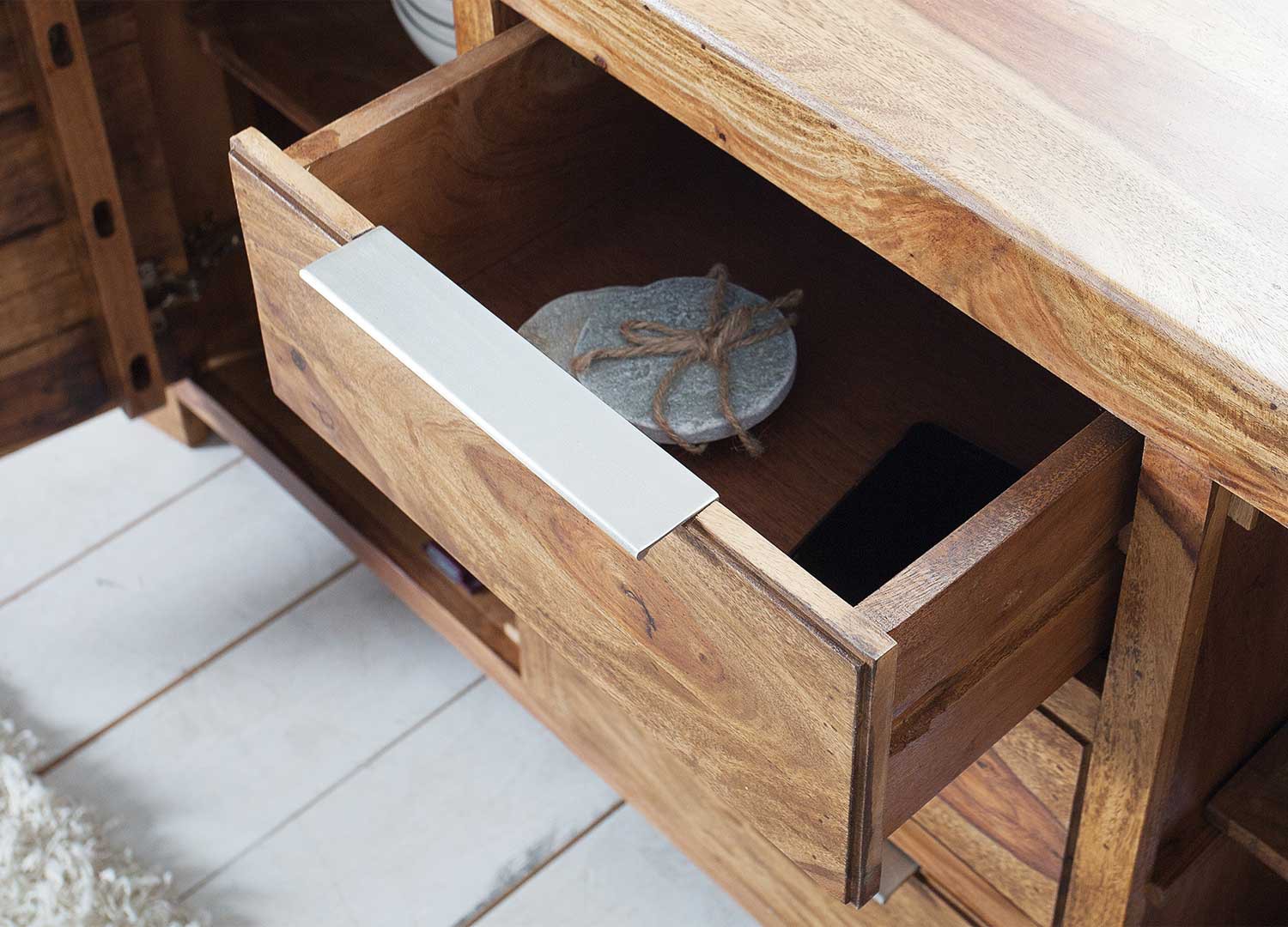 Buffet bois massif sesham 135 cm