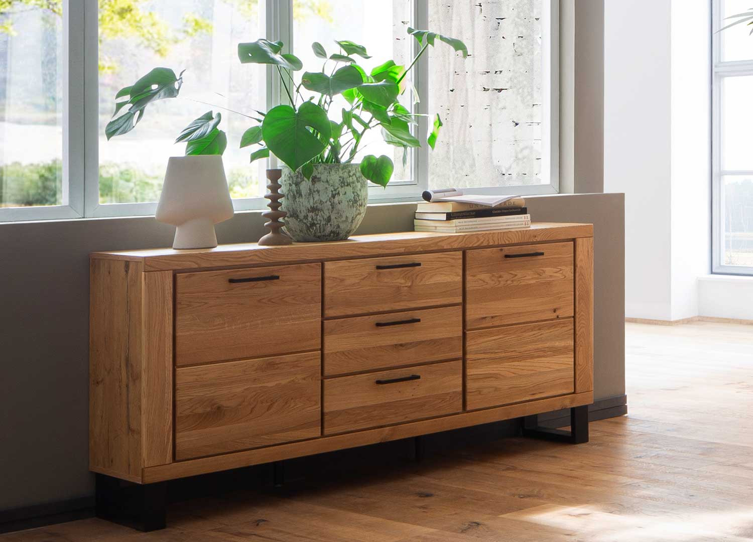 Buffet en bois 2 portes et 3 tiroirs Jambo