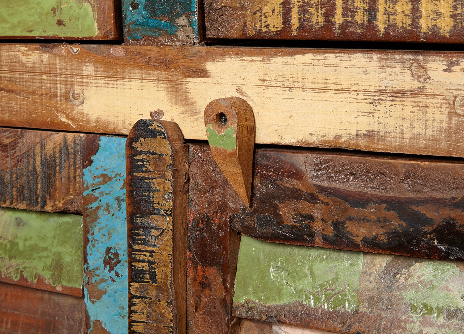 Buffet en bois recyclé coloré 1m60