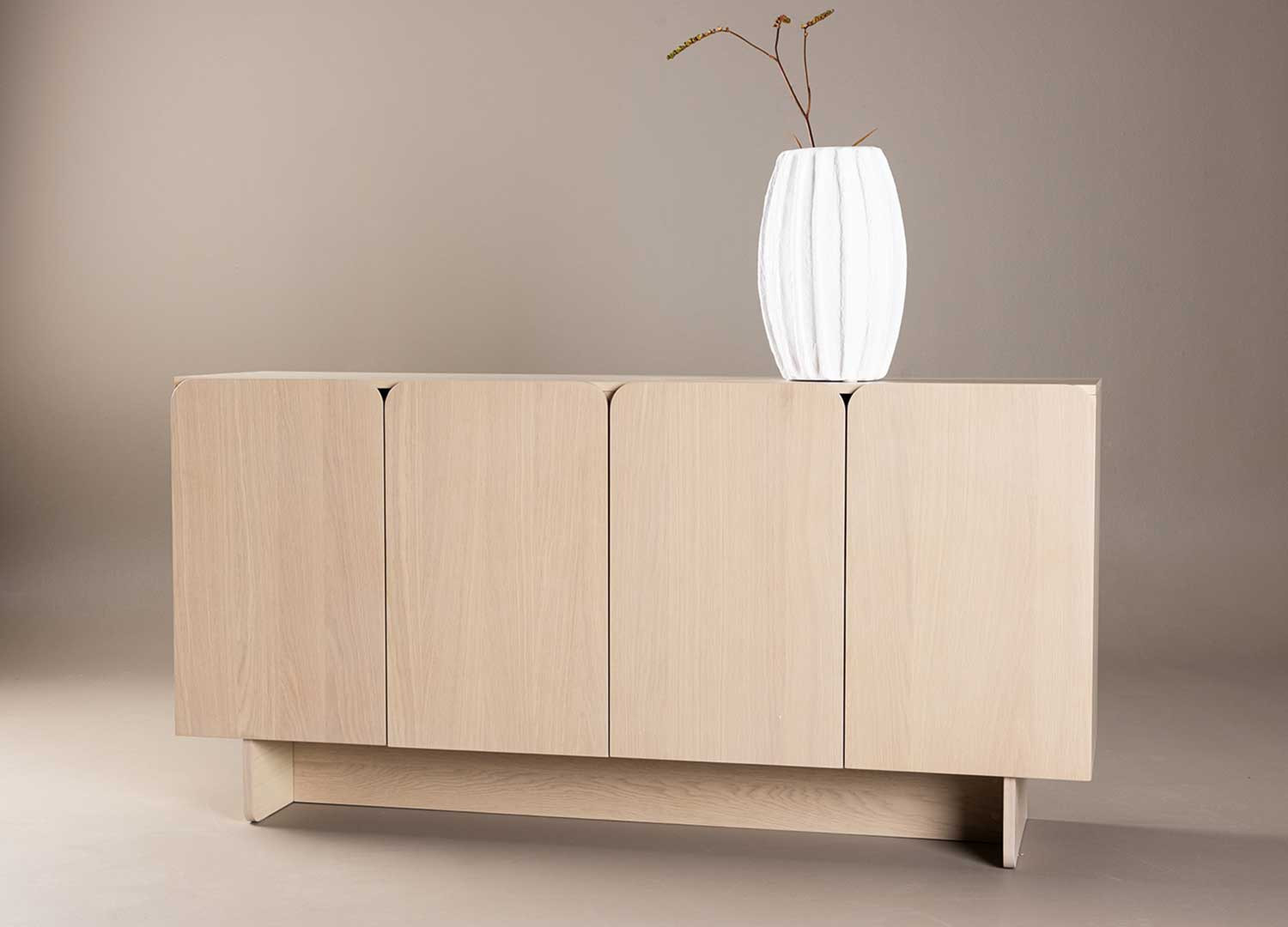 Buffet en MDF imitation chêne blanchi TYRESO