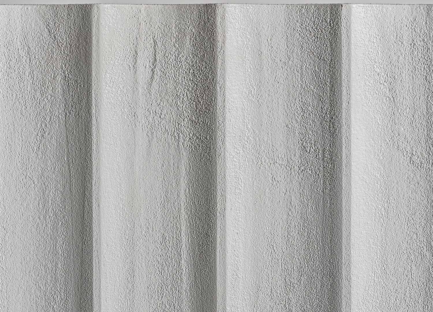 Buffet en résine blanche 140 cm 3 portes Lumina