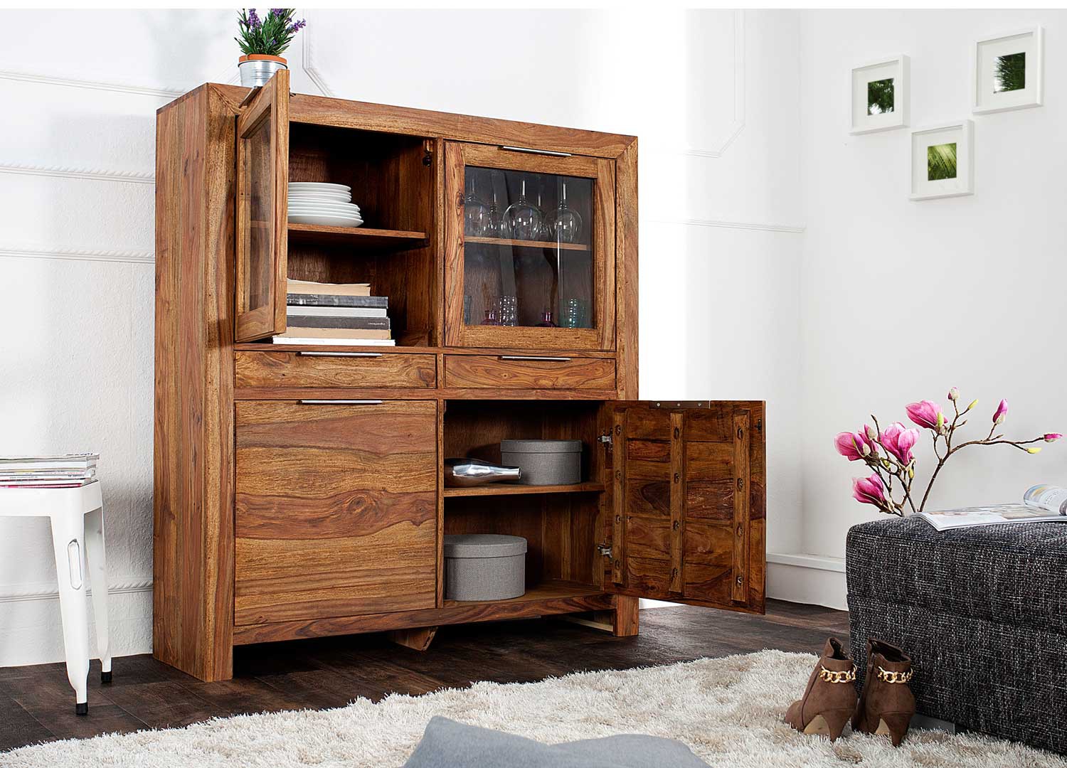 Buffet haut vitré en bois massif shesham 120 cm