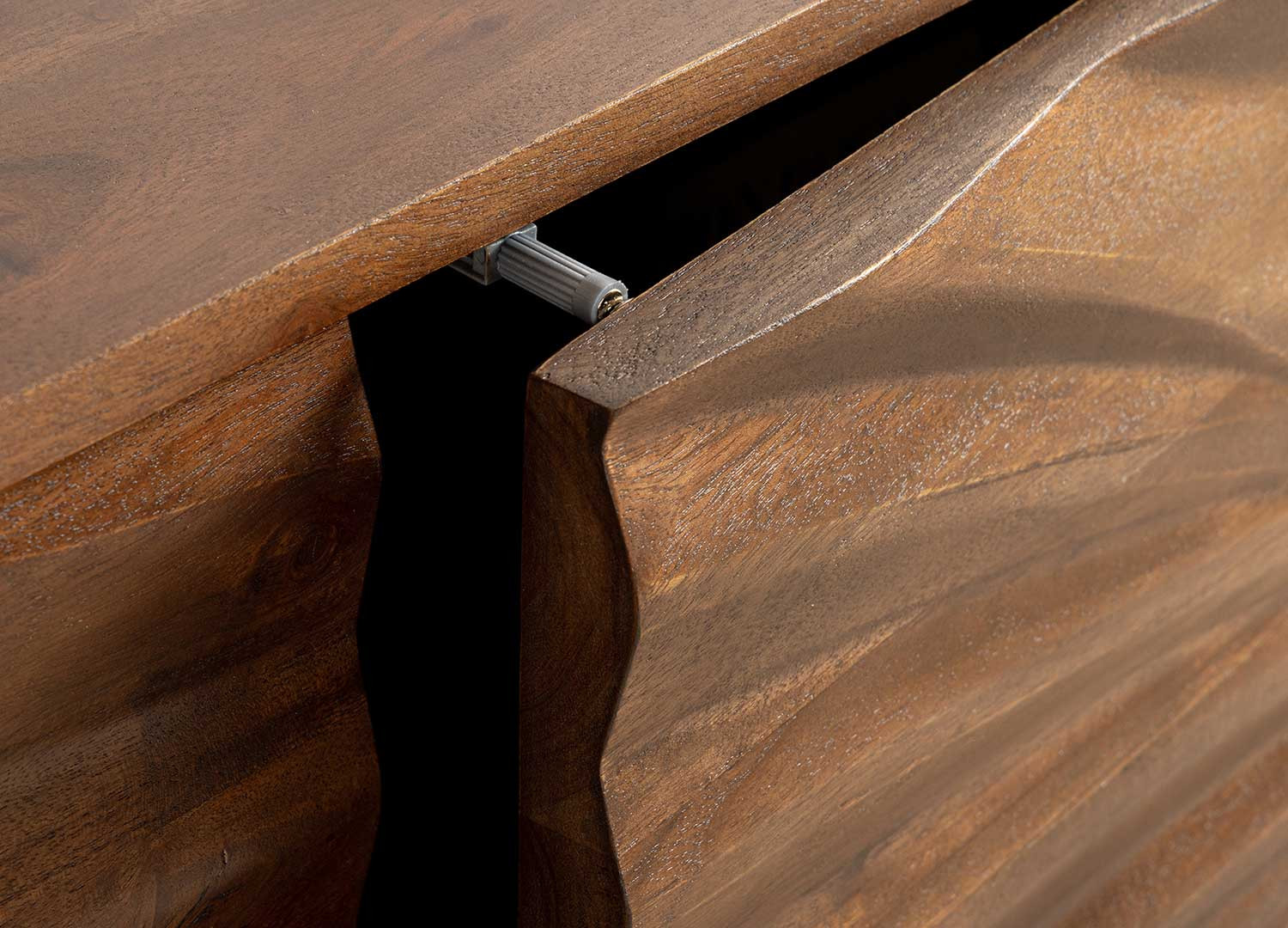 Buffet marron 4 portes 175 cm en acacia Nolan
