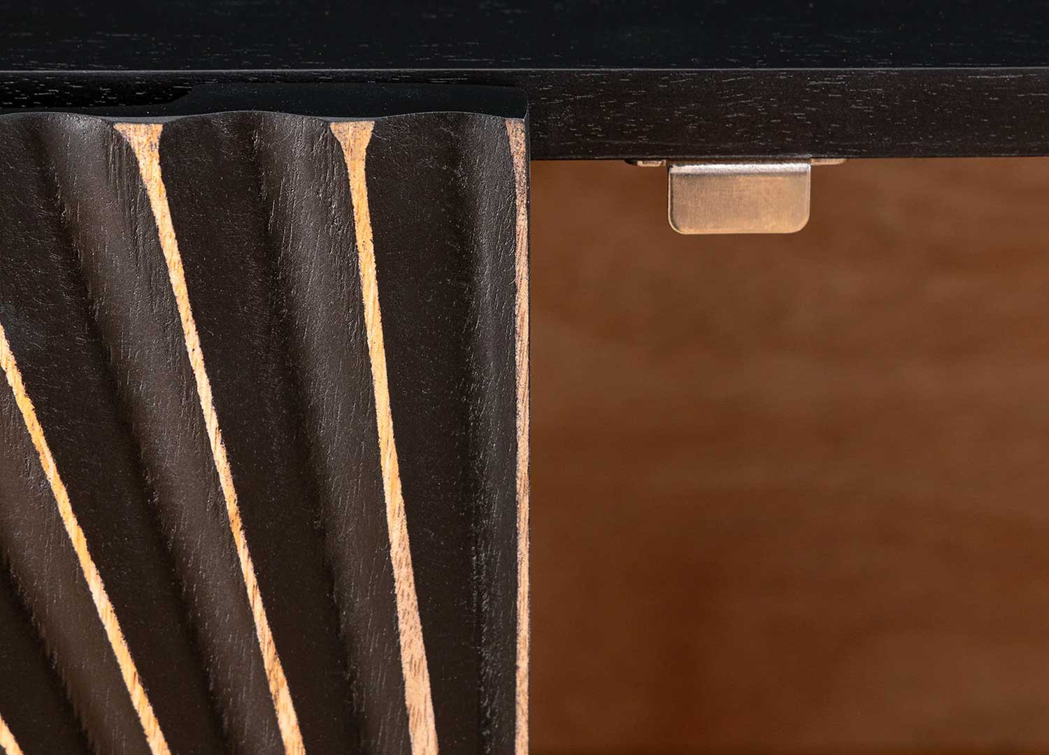 Buffet massif en manguier noir et doré 3D Epona