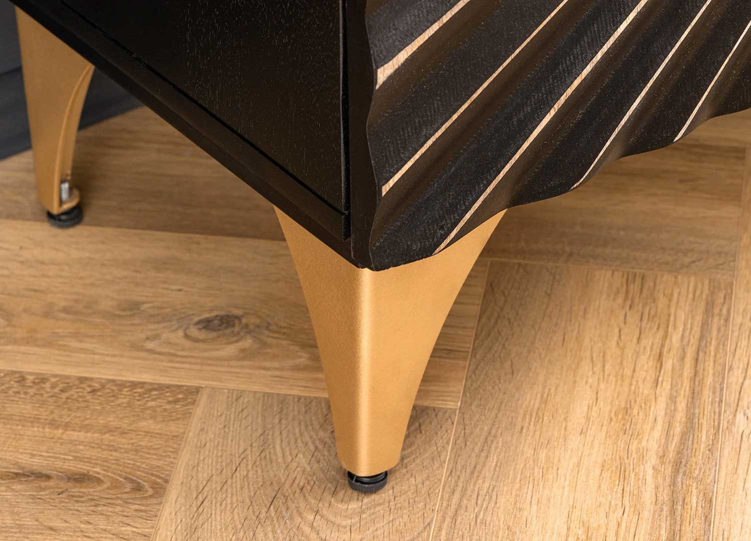 Buffet massif en manguier noir et doré 3D Epona