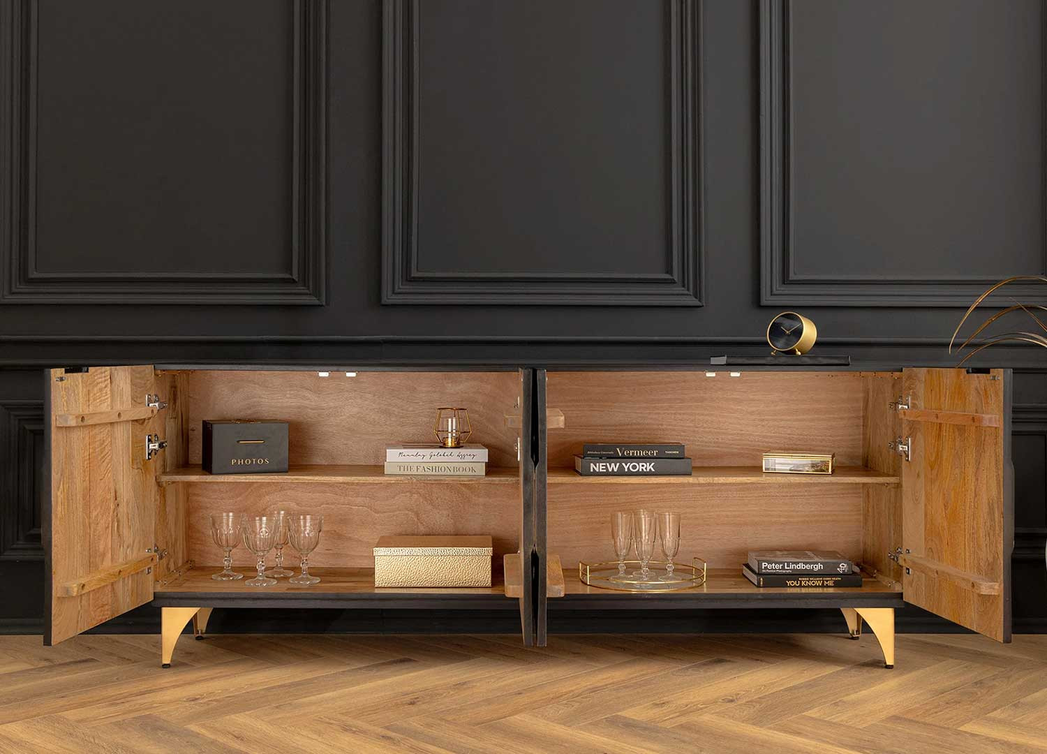 Buffet massif en manguier noir et doré 3D Epona