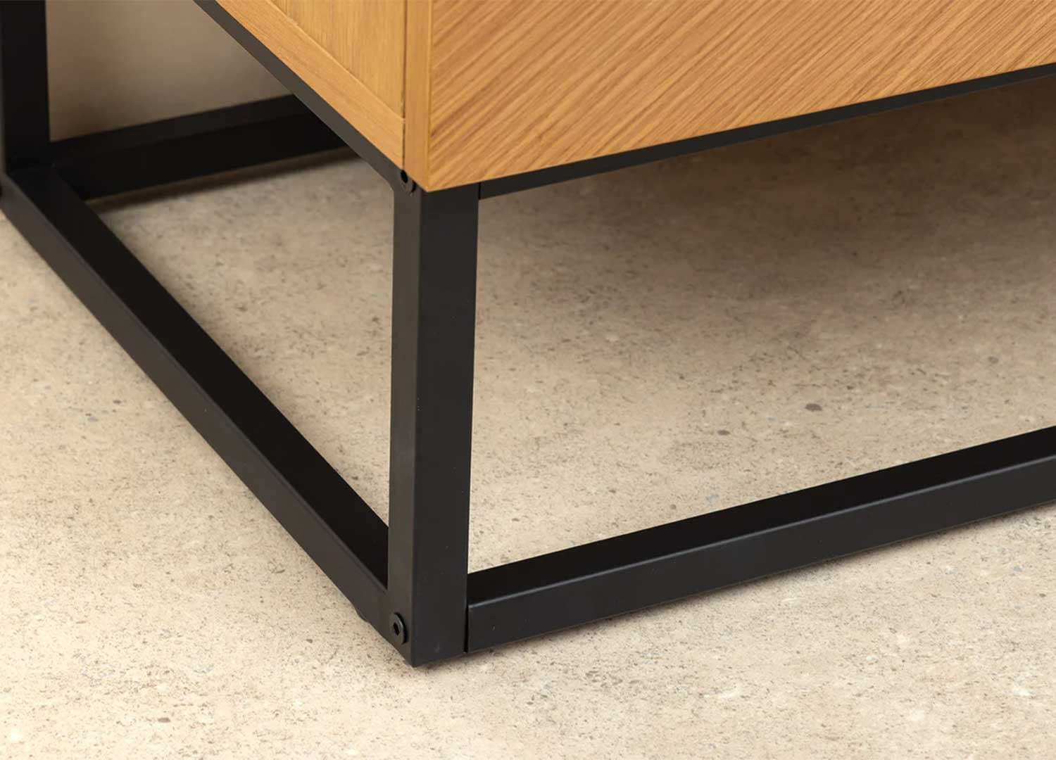 Buffet moderne 180 cm aspect chêne Irma