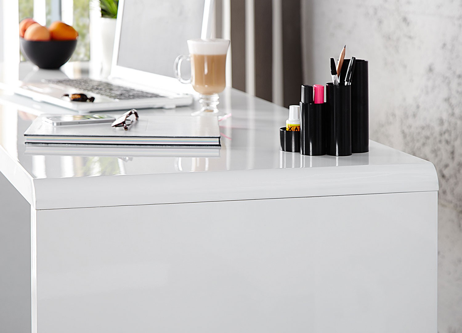 Bureau blanc brillant 120 cm
