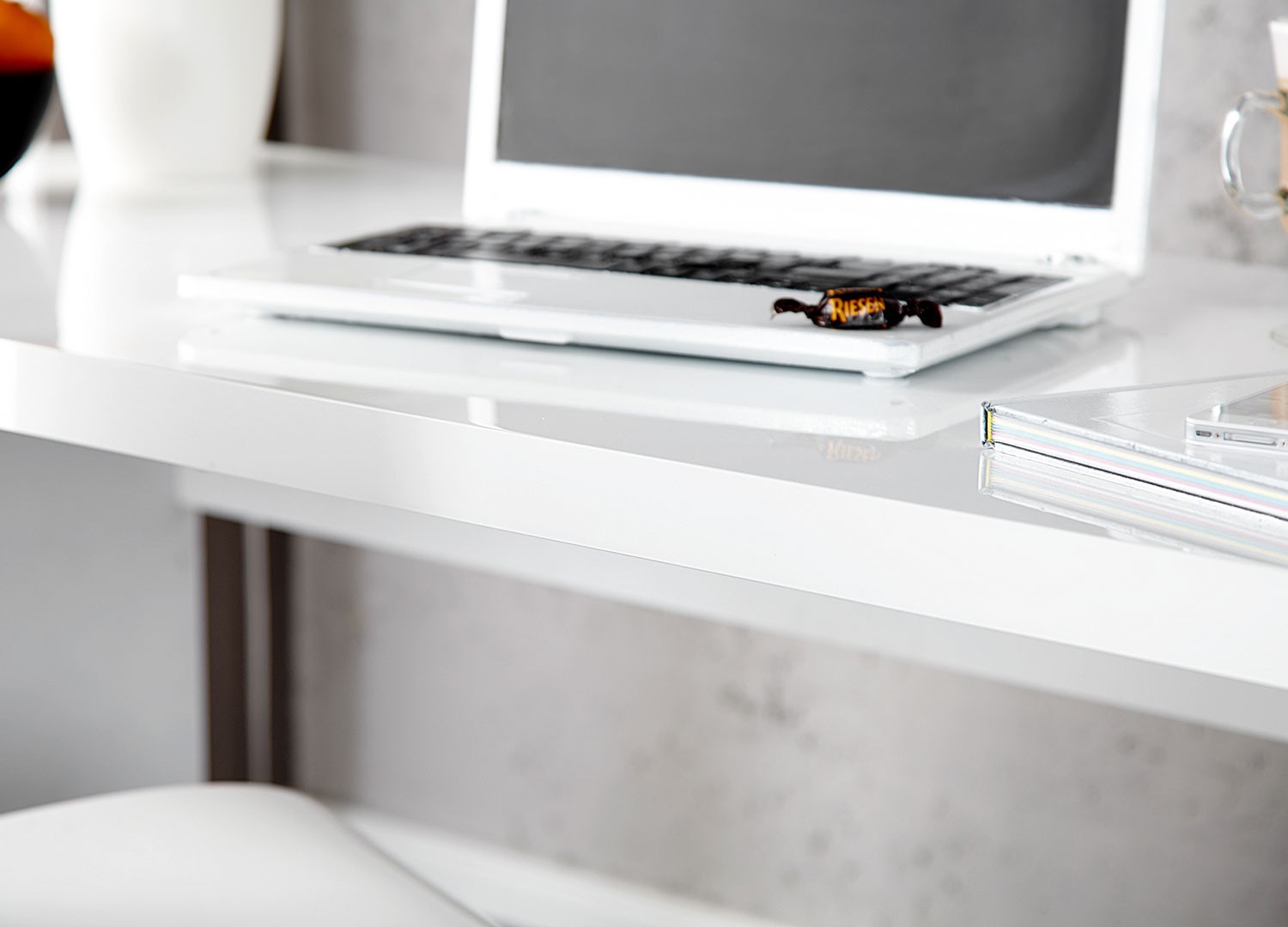 Bureau blanc brillant 120 cm
