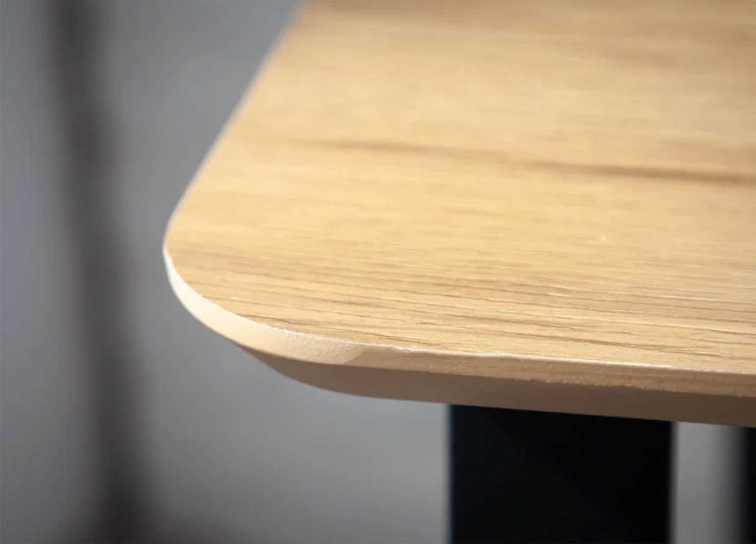 Bureau en bois avec caisson de 3 tiroirs