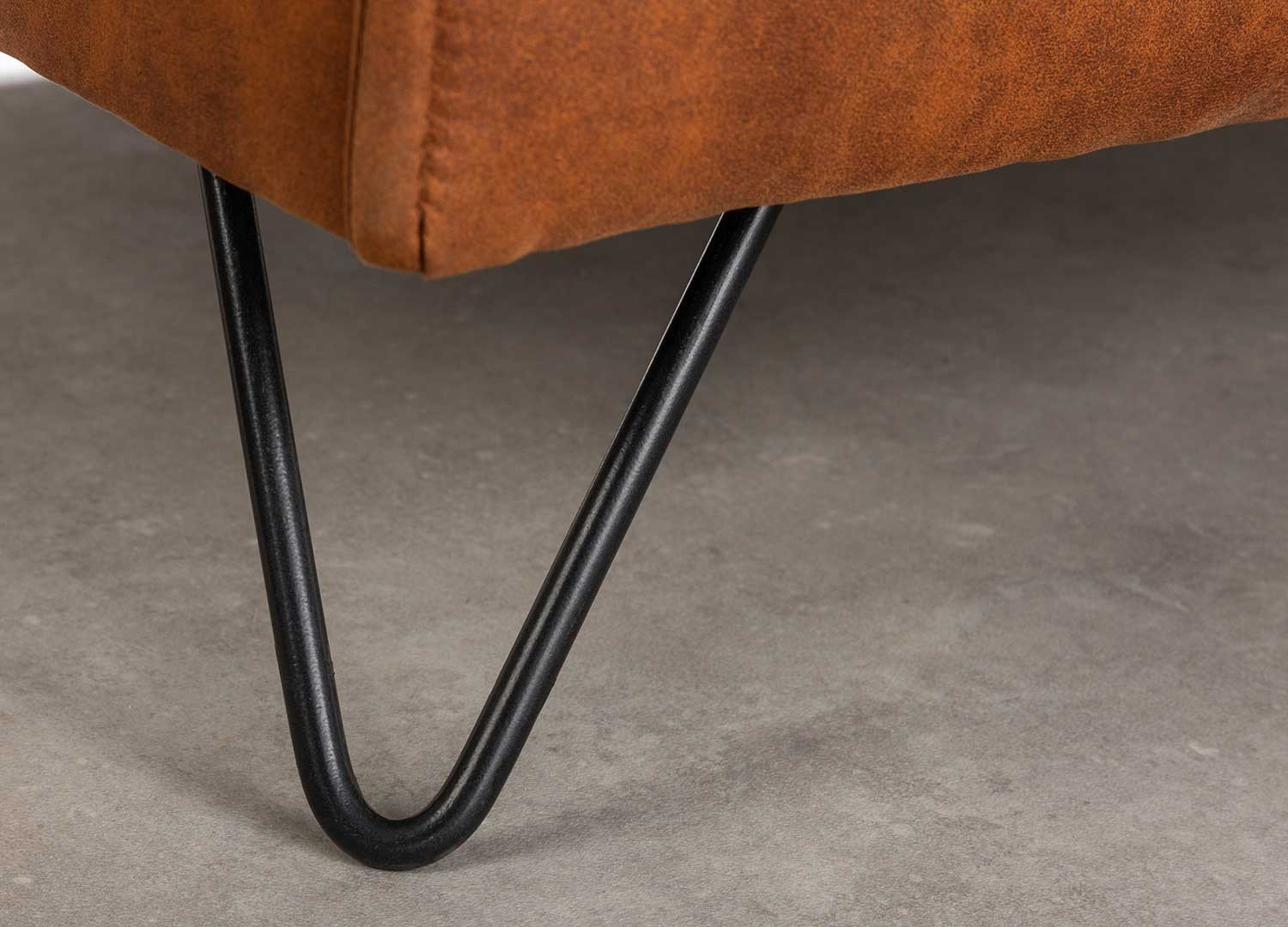 Canapé rétro 3 places marron antique et pieds épingle