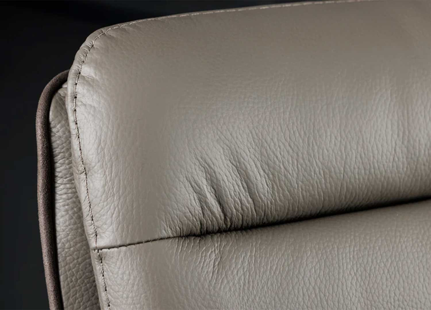 Chaise de bar en cuir taupe et microfibre rotative Abby