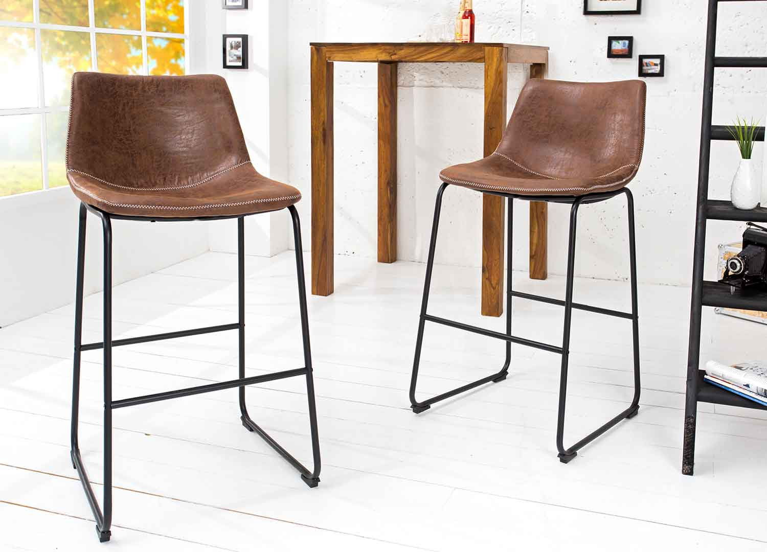 Chaise de bar microfibre marron vintage et métal noir Sharon