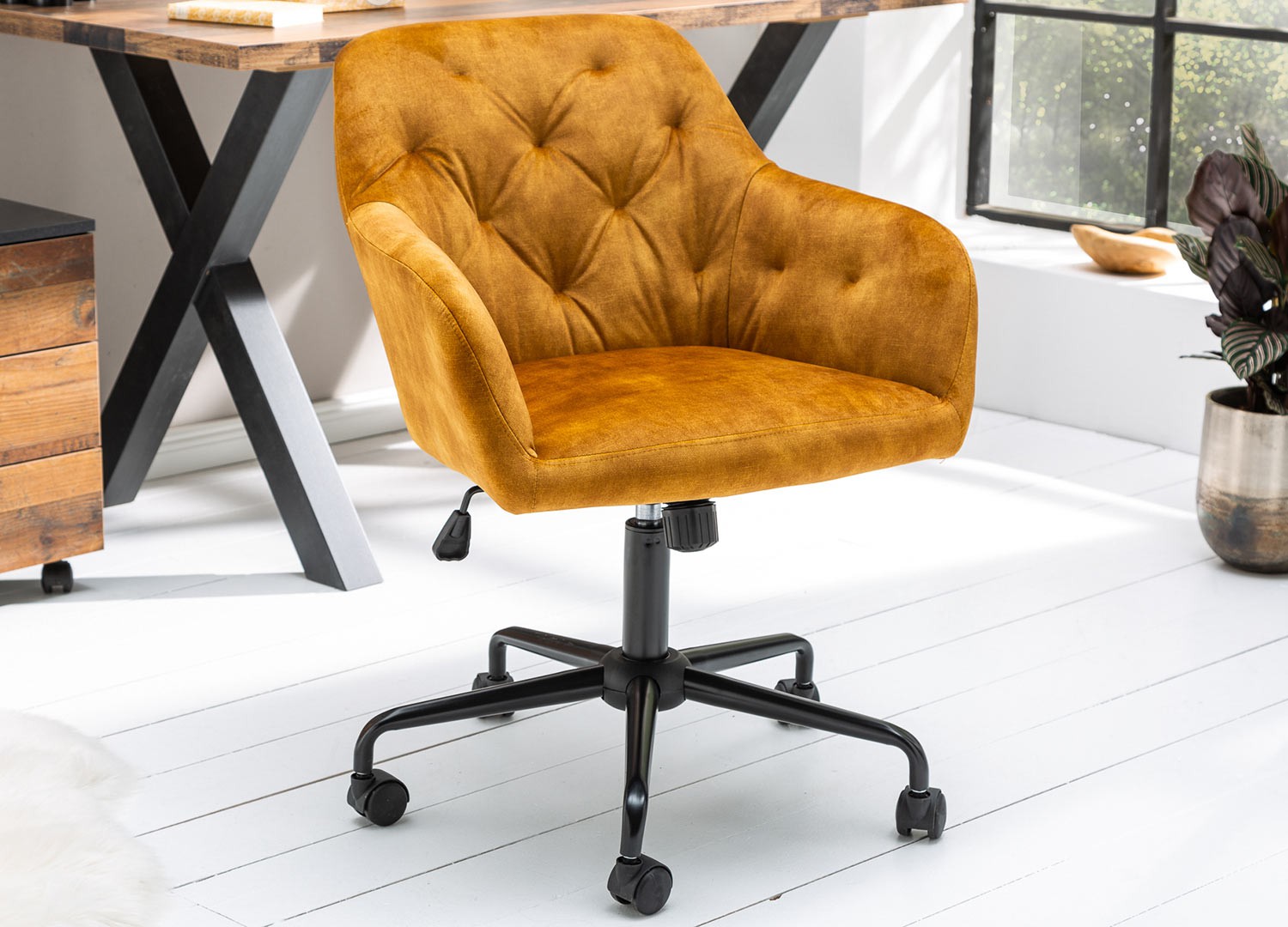 Chaise de bureau design velours jaune moutarde